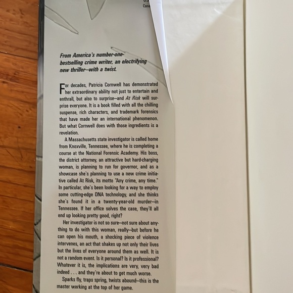 1st Edition 1st Print 2006 Patricia Cornwell At Risk Bestseller hardcover book - Picture 5 of 12